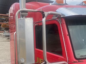 Used 2006 Peterbilt 379 Side View Mirror (Stock #P-14481)) Part Image