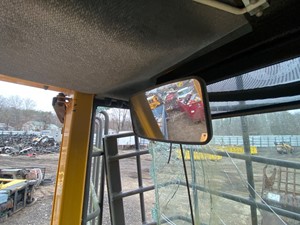 Used 2006 Volvo Mirror (Stock #P-11015)) Part Image