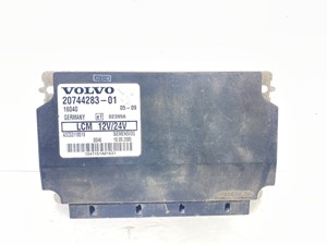 Used 2006 Volvo VNL Dash Control Module Image