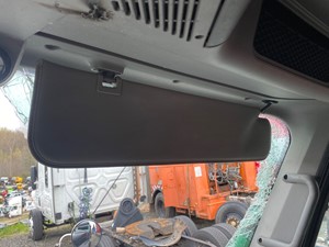 Used 2007 Freightliner COLUMBIA 120 Sun Visor (Stock #P-14908)) Part Image