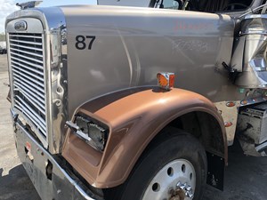 Used 2007 Freightliner FLD132 XL CLASSIC Hood Image