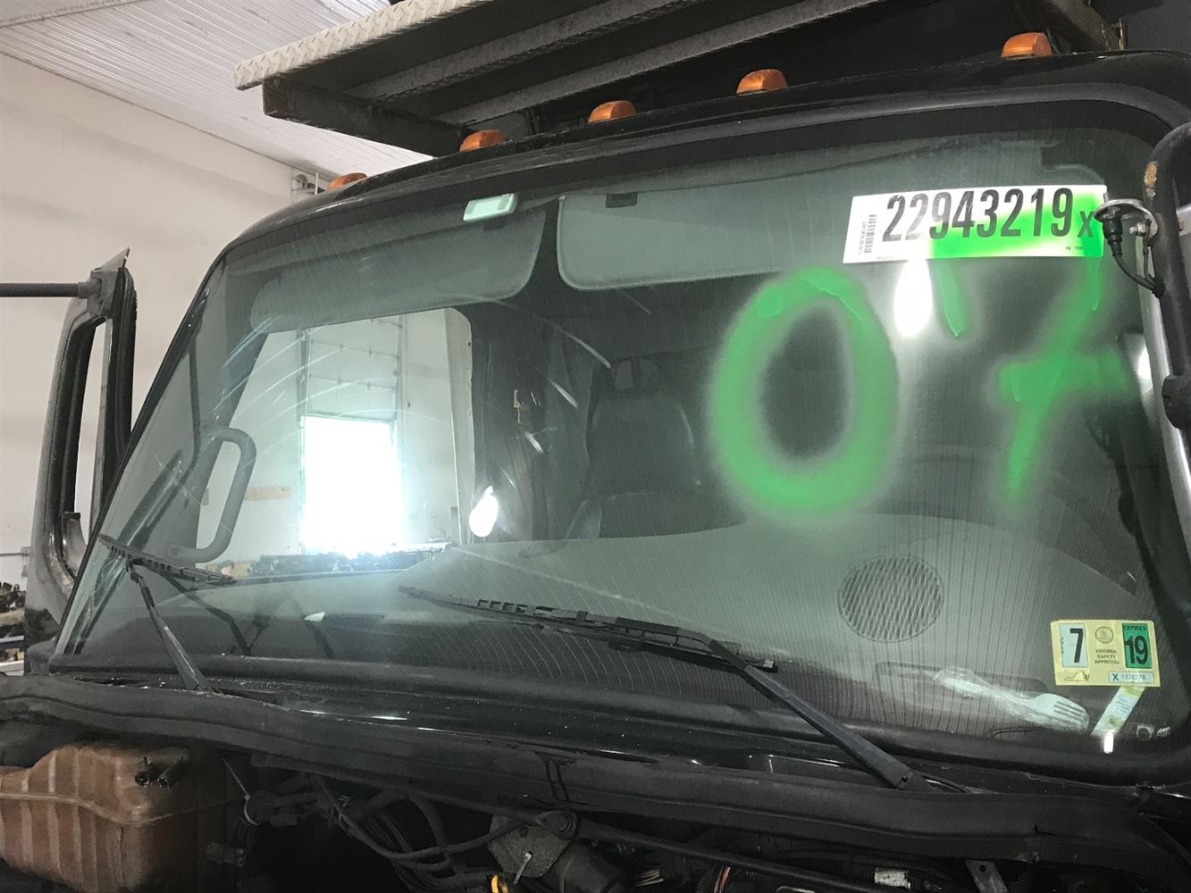 Freightliner Windshields For Sale