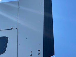 Used 2007 International 9400I Sleeper Fairing (Stock #P-15050)) Part Image