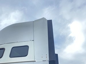 Used 2007 International 9400I Sleeper Fairing (Stock #P-22042)) Part Image