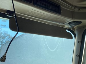 Used 2007 International 9400I Sun Visor (Stock #P-15042)) Part Image