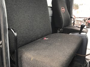 Used 2008 Hino 268 Seat (Stock #P-23028)) Part Image