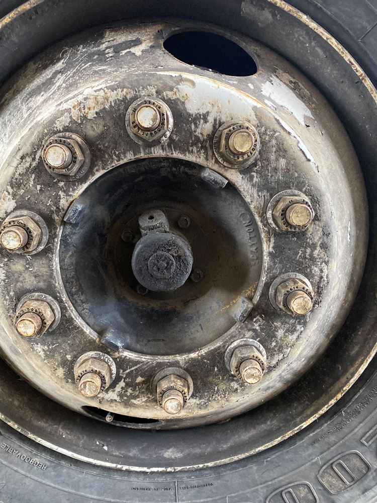 2009 International 4300 (Stock P12319) Front Axles, Complete TPI