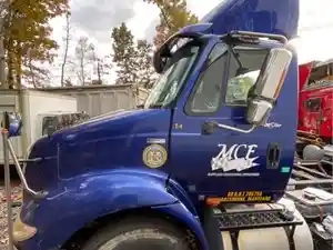 Used 2010 International 8600 Cab (Stock #P-33692)) Part Image