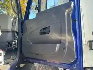 Used 2010 International 8600 Interior Misc Part (Stock #P-33777)) Part Image