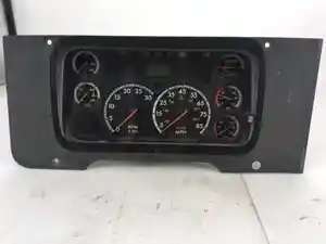 Used 2011 Freightliner Cascadia 125 Instrument Cluster (Stock #P-30455)) Part Image