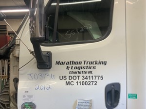 Used 2012 Freightliner Cascadia 125 Door (Stock #P-27834)) Part Image