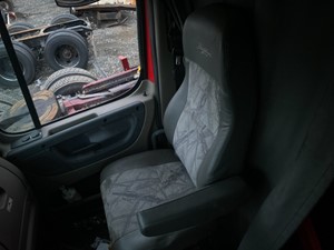 Used 2012 Freightliner Cascadia 125 Seat (Stock #P-20678)) Part Image