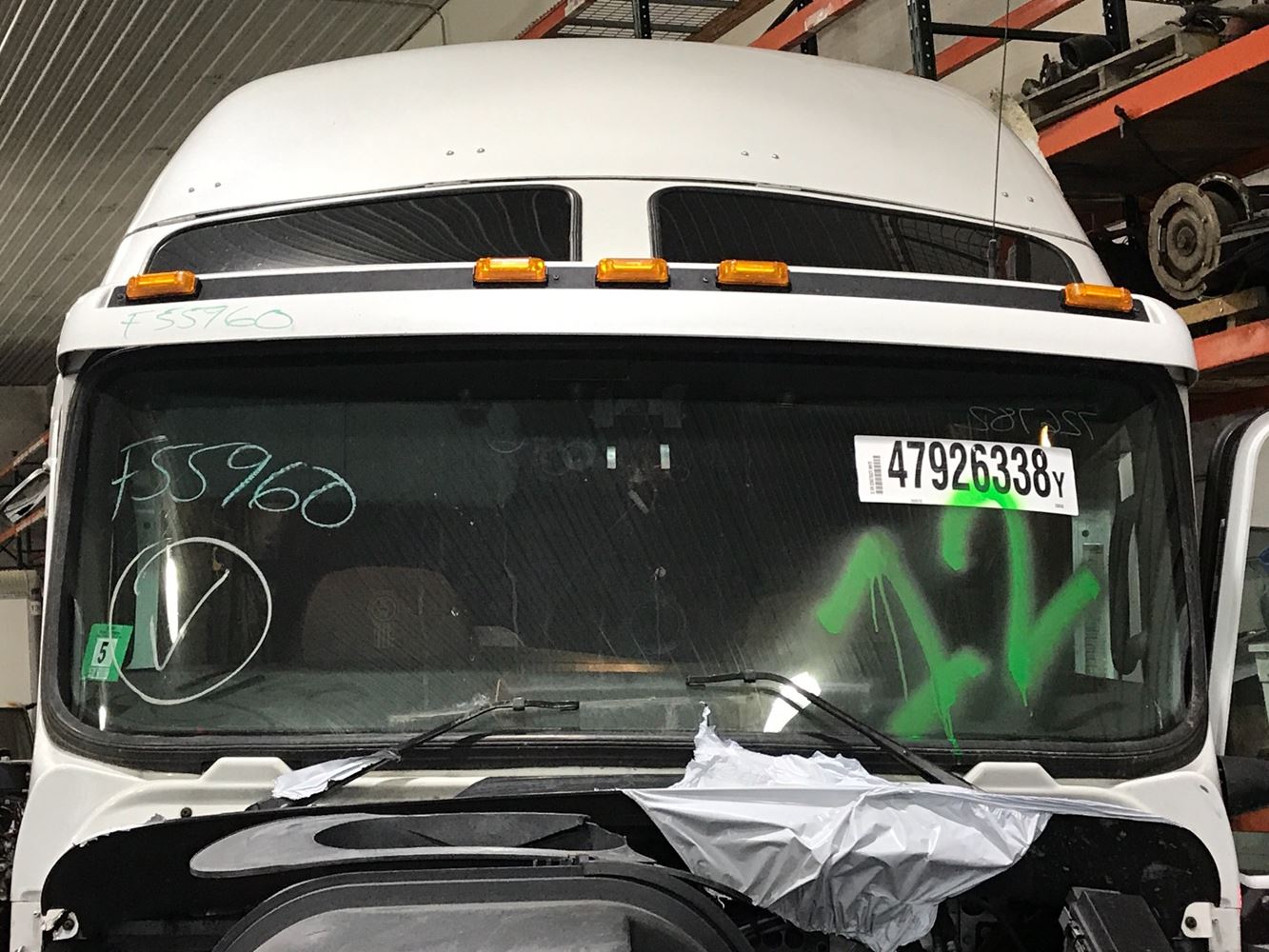 Kenworth Windshields For Sale