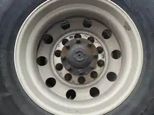 Used 2012 STUD PILOT TBD Hub (Stock #P-41705)) Part Image