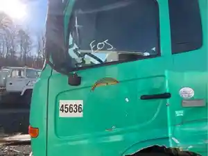 Used 2012 UD/Nissan UD3300 Door (Stock #P-35072)) Part Image