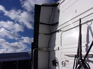 Used 2012 VOLVO VNL Sleeper Fairing (Stock #9462)) Part Image