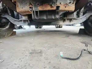 Used 2013 Freightliner Cascadia 125 Front Axle, Complete Image