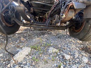 Used 2013 Freightliner Cascadia 125 Front Axle, Complete Image