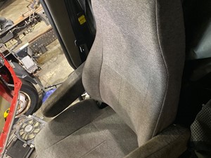 New 2013 Freightliner Cascadia 125 Seat (Stock #P-10216)) Part Image