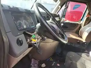 Used 2013 Freightliner Cascadia 125 Steering Column (Stock #P-43568)) Part Image