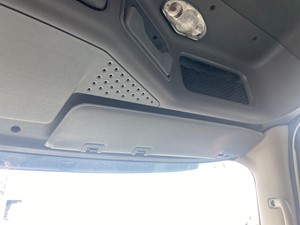 Used 2013 Freightliner Cascadia 125 Sun Visor (Stock #P-14853)) Part Image