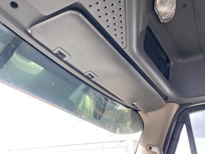 Used 2013 Freightliner Cascadia 125 Sun Visor (Stock #P-27396)) Part Image