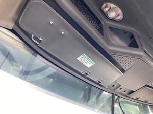 Used 2013 Freightliner Cascadia 125 Sun Visor (Stock #P-27395)) Part Image