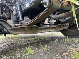 Used 2013 Peterbilt 337 Front Axle, Complete Image