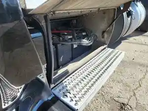 Used 2013 Peterbilt 384 Battery Box (Stock #P-40448)) Part Image