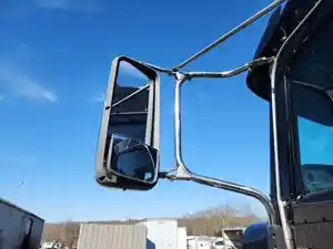 Used 2013 Peterbilt 384 Side View Mirror (Stock #P-40472)) Part Image