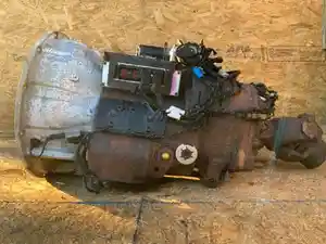 Used 2014 Eaton/Fuller FOM-15E310C Transmission Assy (Stock #P-33589)) Part Image