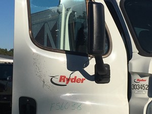 Used 2014 Freightliner Cascadia 113 Door (Stock #P-7928)) Part Image
