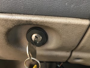 Used 2014 Freightliner Cascadia 113 Ignition Switch (Stock #P-7944)) Part Image