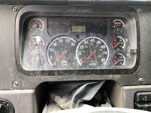 Used 2014 Freightliner Cascadia 125 Instrument Cluster (Stock #P-16532)) Part Image