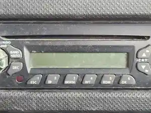 Used 2014 International CT660 Radio (Stock #P-37028)) Part Image