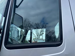 Used 2014 International TERRASTAR Door Window (Stock #P-14021)) Part Image