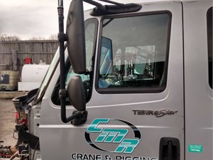 Used 2014 International TERRASTAR Door (Stock #P-27973)) Part Image