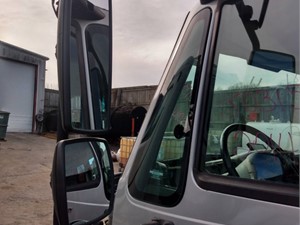 Used 2014 International TERRASTAR Side View Mirror (Stock #P-27974)) Part Image