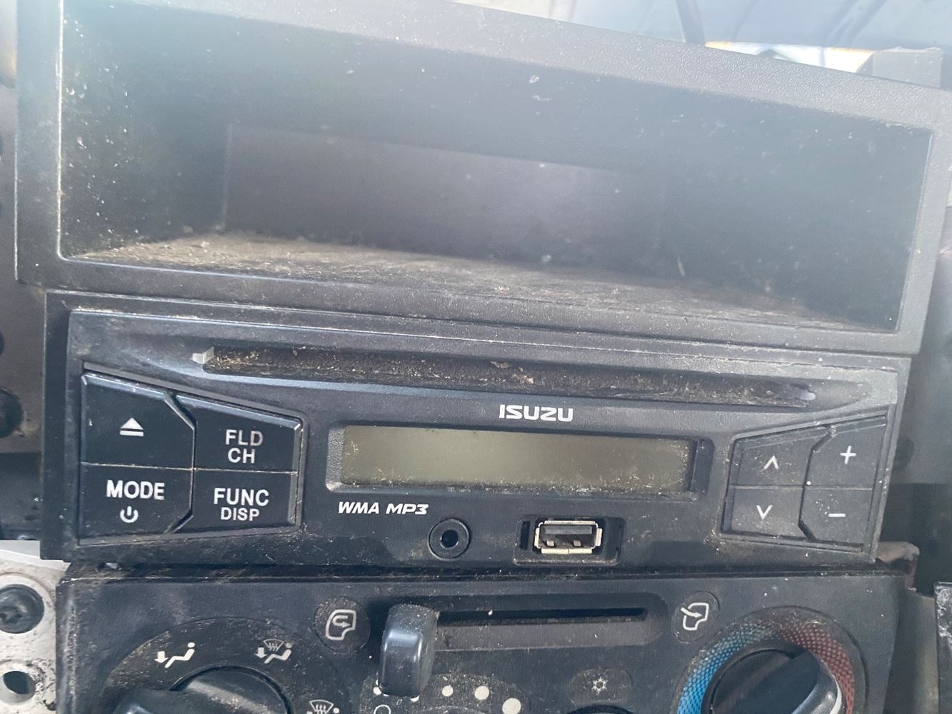 2014 ISUZU NPR RADIO FOR SALE 720154 MD