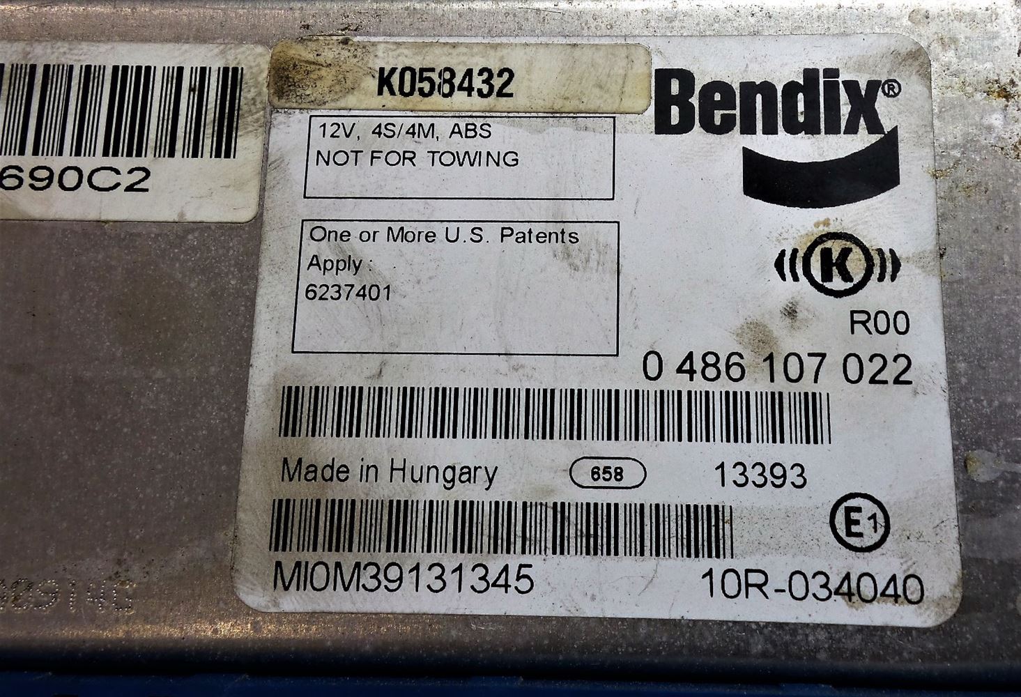 bendix abs module 2 plug