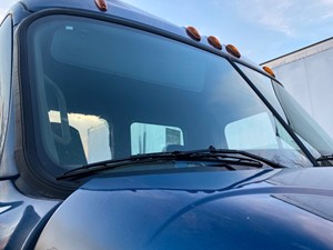Used 2015 Freightliner Cascadia 113 Windshield Glass (Stock #P-12193)) Part Image