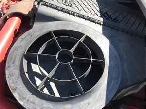 Used 2015 Freightliner Cascadia 125 Air Cleaner (Stock #P-25909)) Part Image