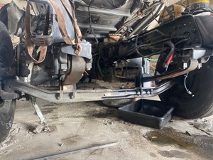 Used 2015 Freightliner Cascadia 125 Front Axle, Complete (Stock #P-12036)) Part Image
