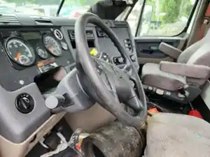 Used 2015 Freightliner Cascadia 125 Steering Column (Stock #P-51765)) Part Image