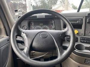 Used 2015 Freightliner Cascadia 125 Steering Column (Stock #P-18629)) Part Image