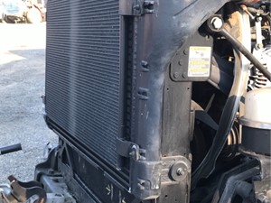 Used 2015 Kenworth T680 Cooling Assembly (Stock #P-26041)) Part Image
