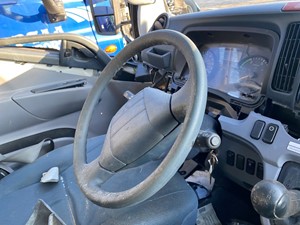 Used 2015 Mitsubishi FEC92S Steering Column (Stock #P-22449)) Part Image