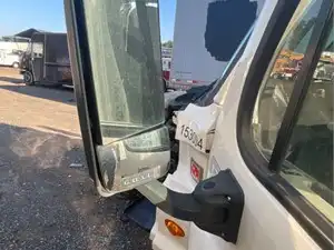 Used 2016 Freightliner Cascadia 113 Side View Mirror (Stock #P-31800)) Part Image