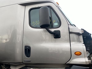 Used 2016 Freightliner Cascadia 125 Door (Stock #P-20791)) Part Image