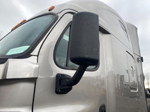 Used 2016 Freightliner Cascadia 125 Side View Mirror (Stock #P-20794)) Part Image